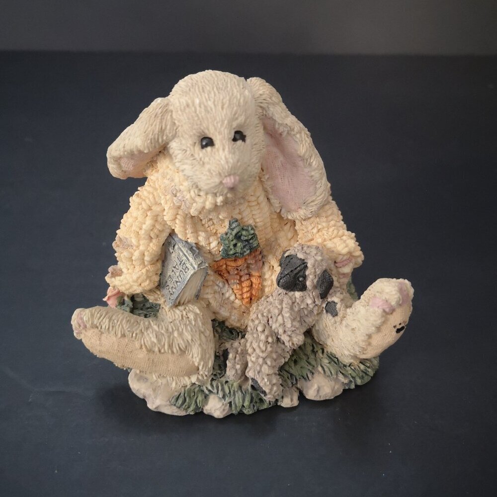 Boyds Bears & Friends Daphne Hare & Maisey Ewe Edition 8E/338 Style 2011 Figure